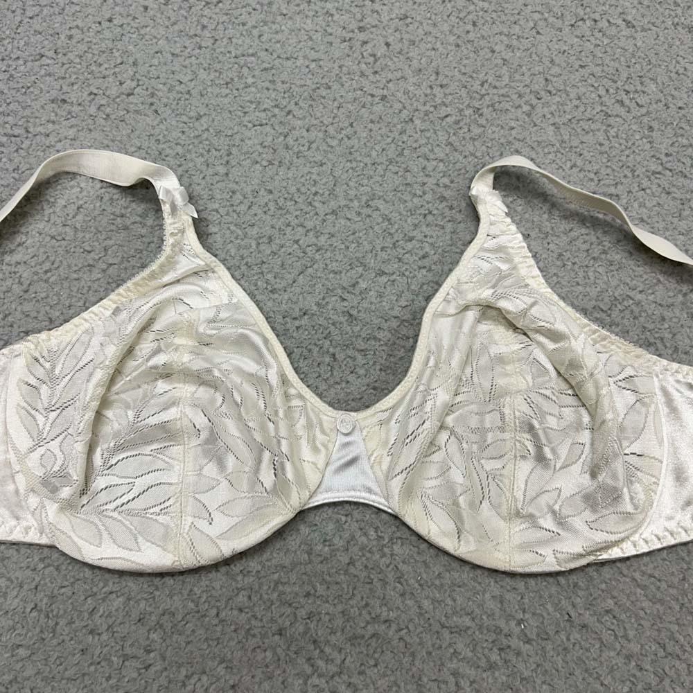 Bali Bra 38C Full Coverage Bra 2735 Lace Underwire Unlined Floral White